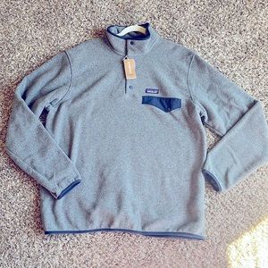 Patagonia. Men’s lightweight synchilla snap-T pullover